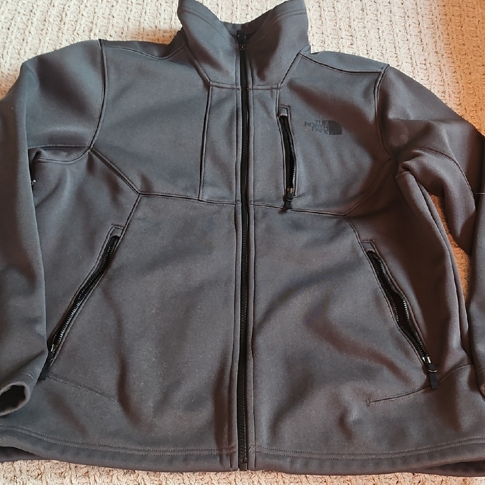 The North Face Men's Charcoal Performance Jacket